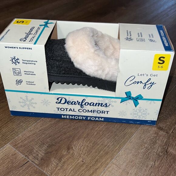 NWT DEARFOAMS Total Comfort Women’s Slippers Small 5-6 Memory Foam Machine Wash - Picture 8 of 8